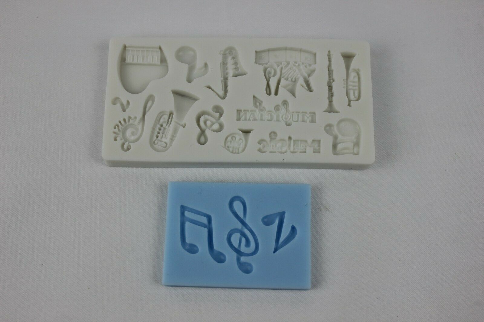 Musical Notes Silicone Cake Mould Baking Chocolate Ice Cube Tray Fun Music