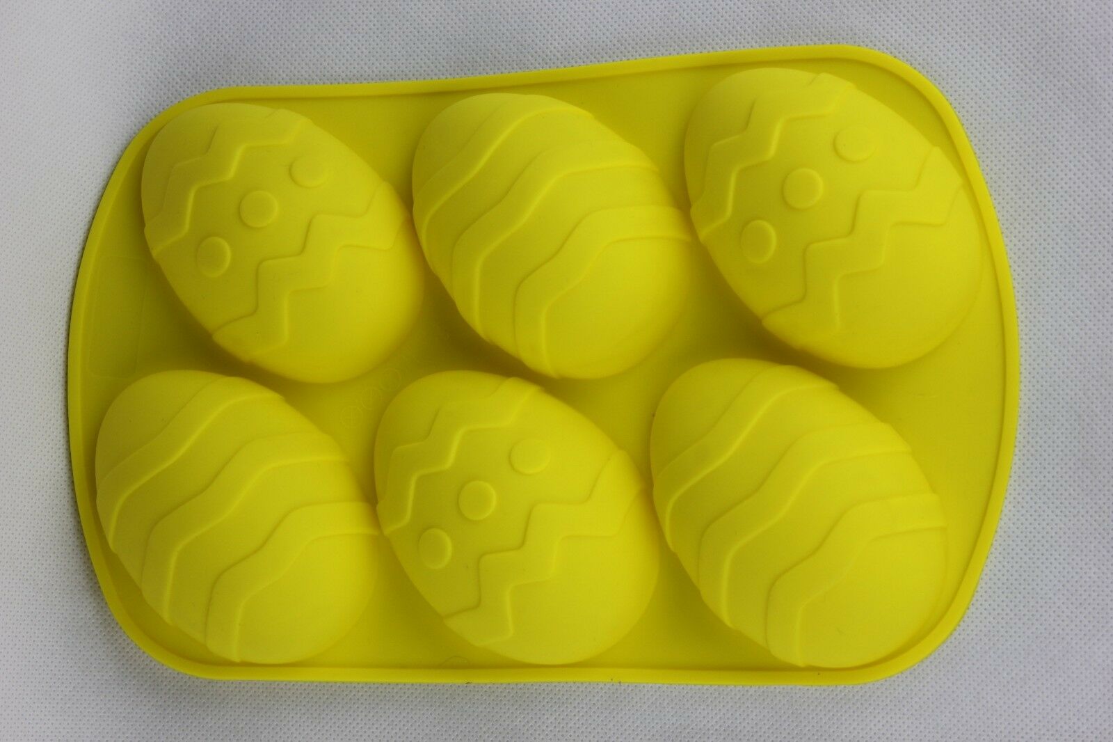 attachment-https://www.cupcakeaddicts.co.uk/wp-content/uploads/imported/2/Silicone-Easter-Egg-Mould-Make-your-own-Chocolate-Fondant-Decorating-Craft-L-323642309562-3.jpg