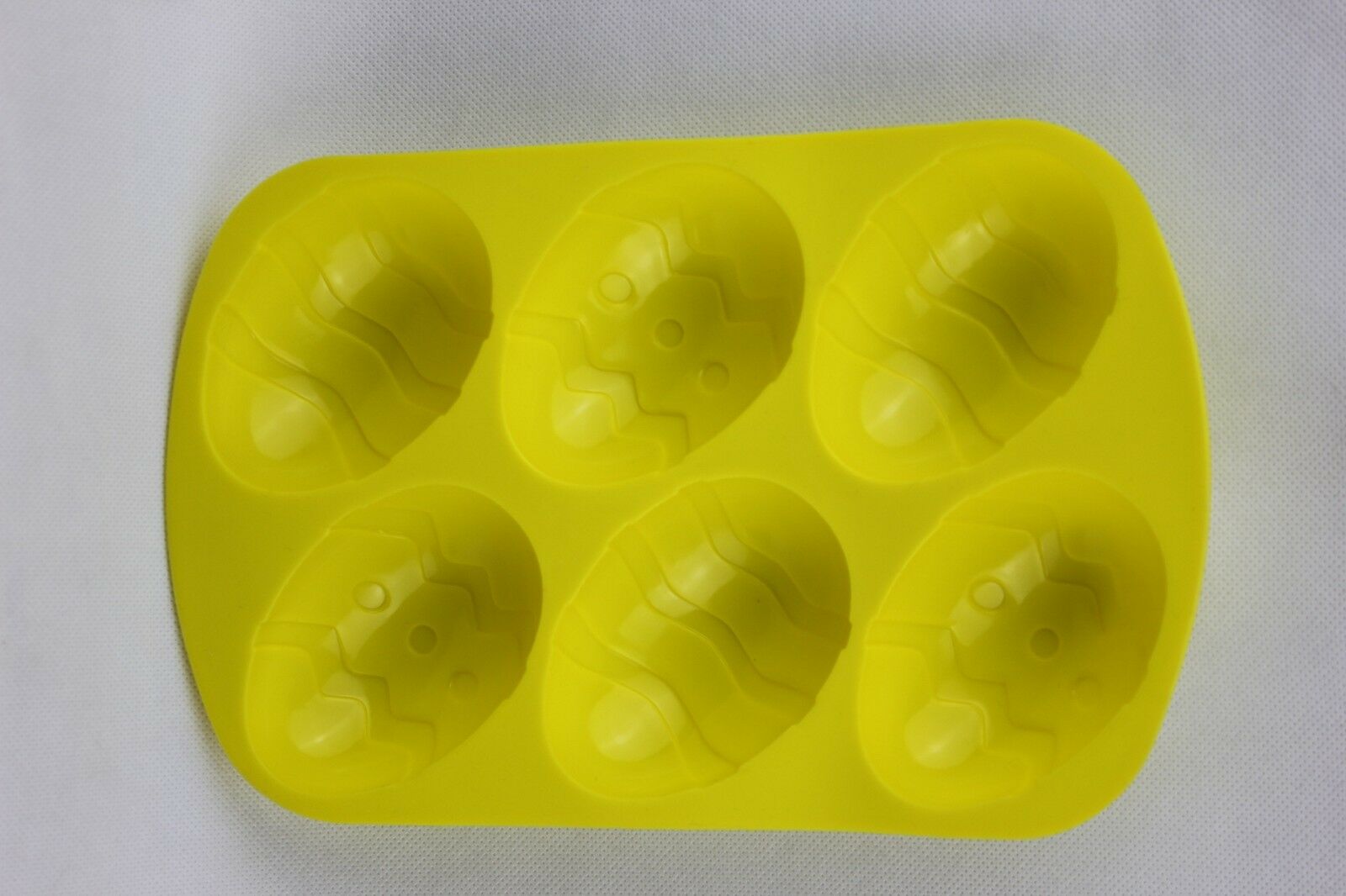 attachment-https://www.cupcakeaddicts.co.uk/wp-content/uploads/imported/2/Silicone-Easter-Egg-Mould-Make-your-own-Chocolate-Fondant-Decorating-Craft-L-323642309562-4.jpg