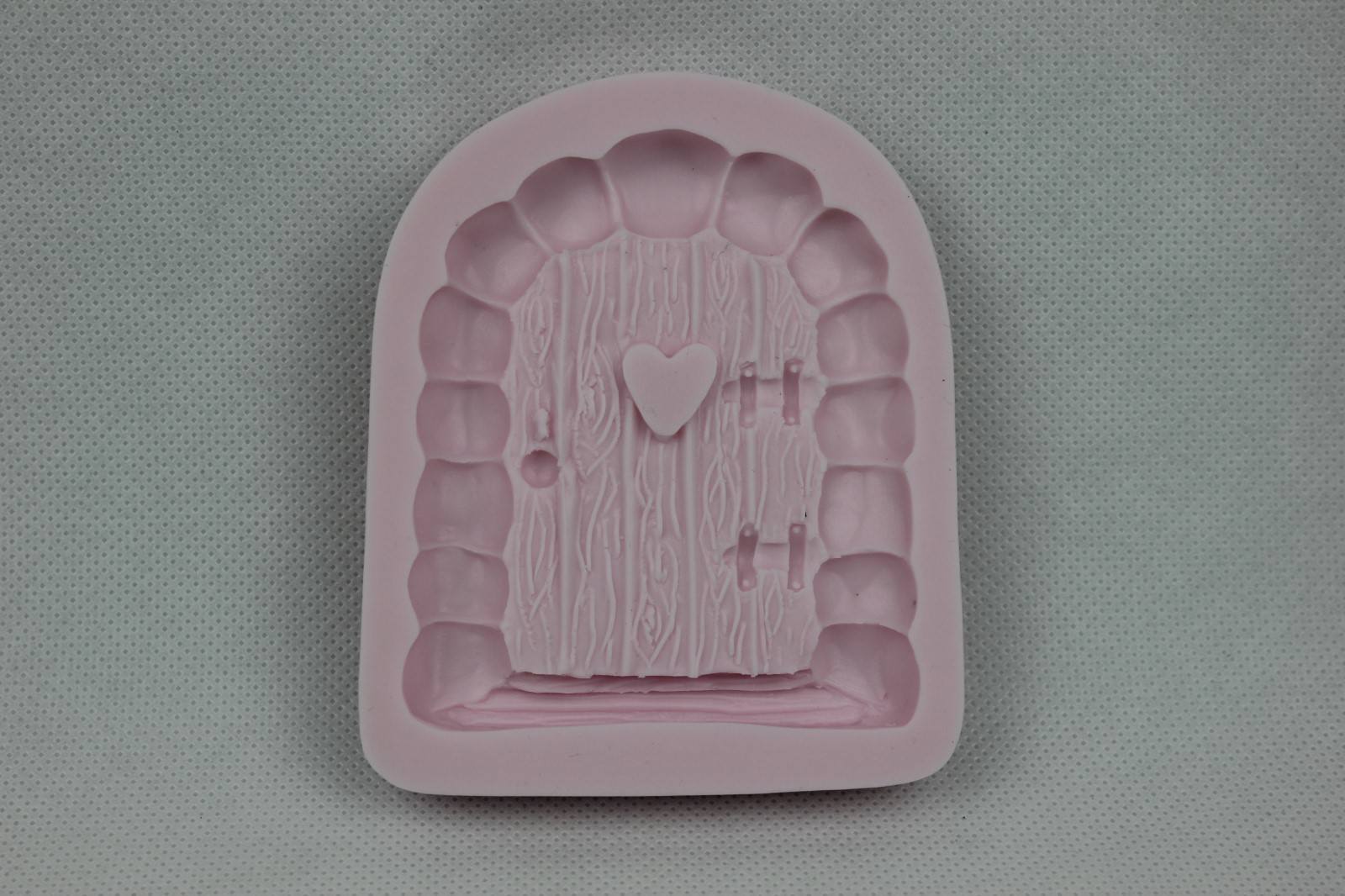 attachment-https://www.cupcakeaddicts.co.uk/wp-content/uploads/imported/3/Fairy-Door-Magical-Silicone-Mould-Cake-Fondant-Chocolate-Icing-Baking-Decor-323147558093-3.jpg