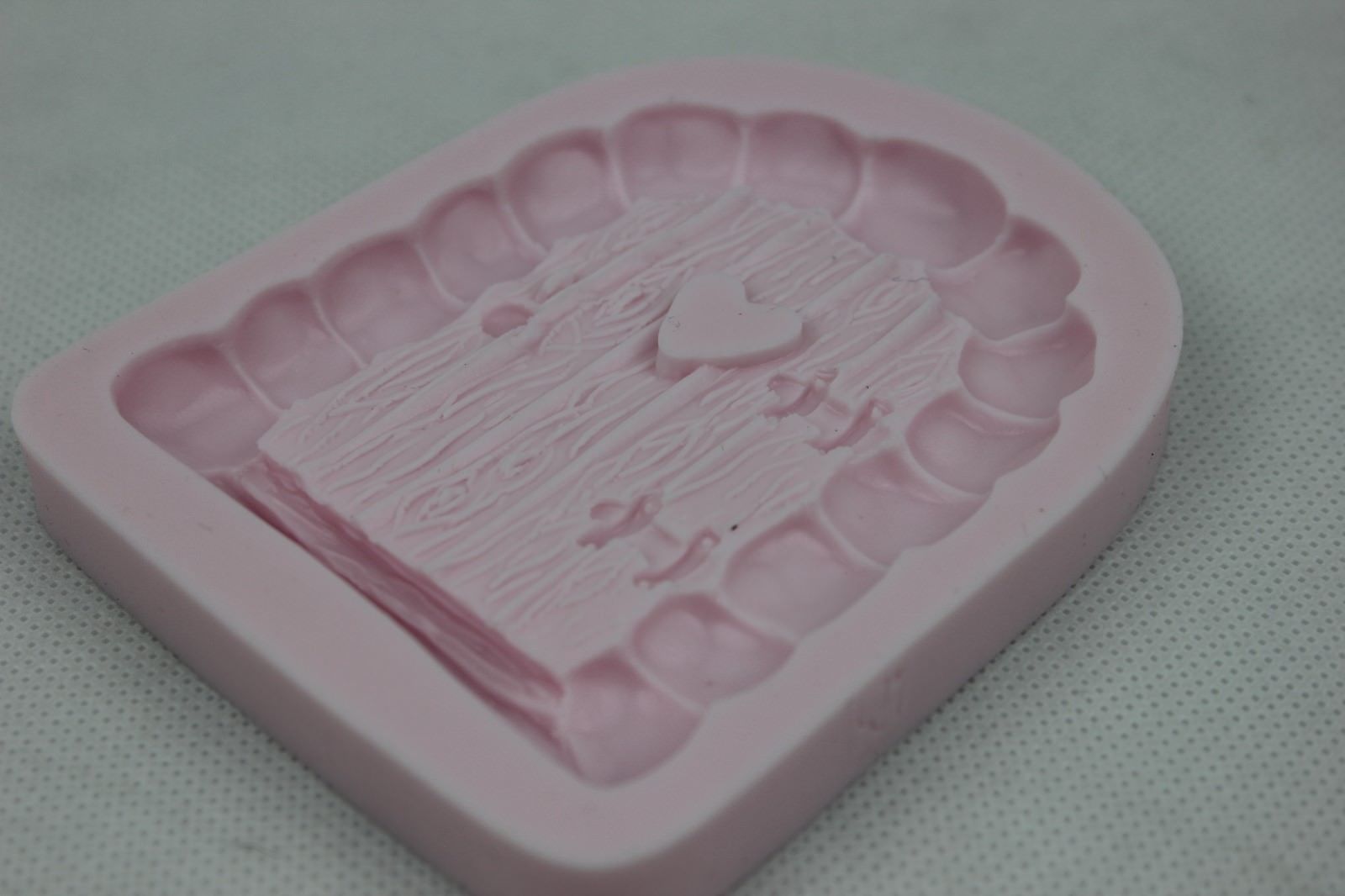 attachment-https://www.cupcakeaddicts.co.uk/wp-content/uploads/imported/3/Fairy-Door-Magical-Silicone-Mould-Cake-Fondant-Chocolate-Icing-Baking-Decor-323147558093-5.jpg