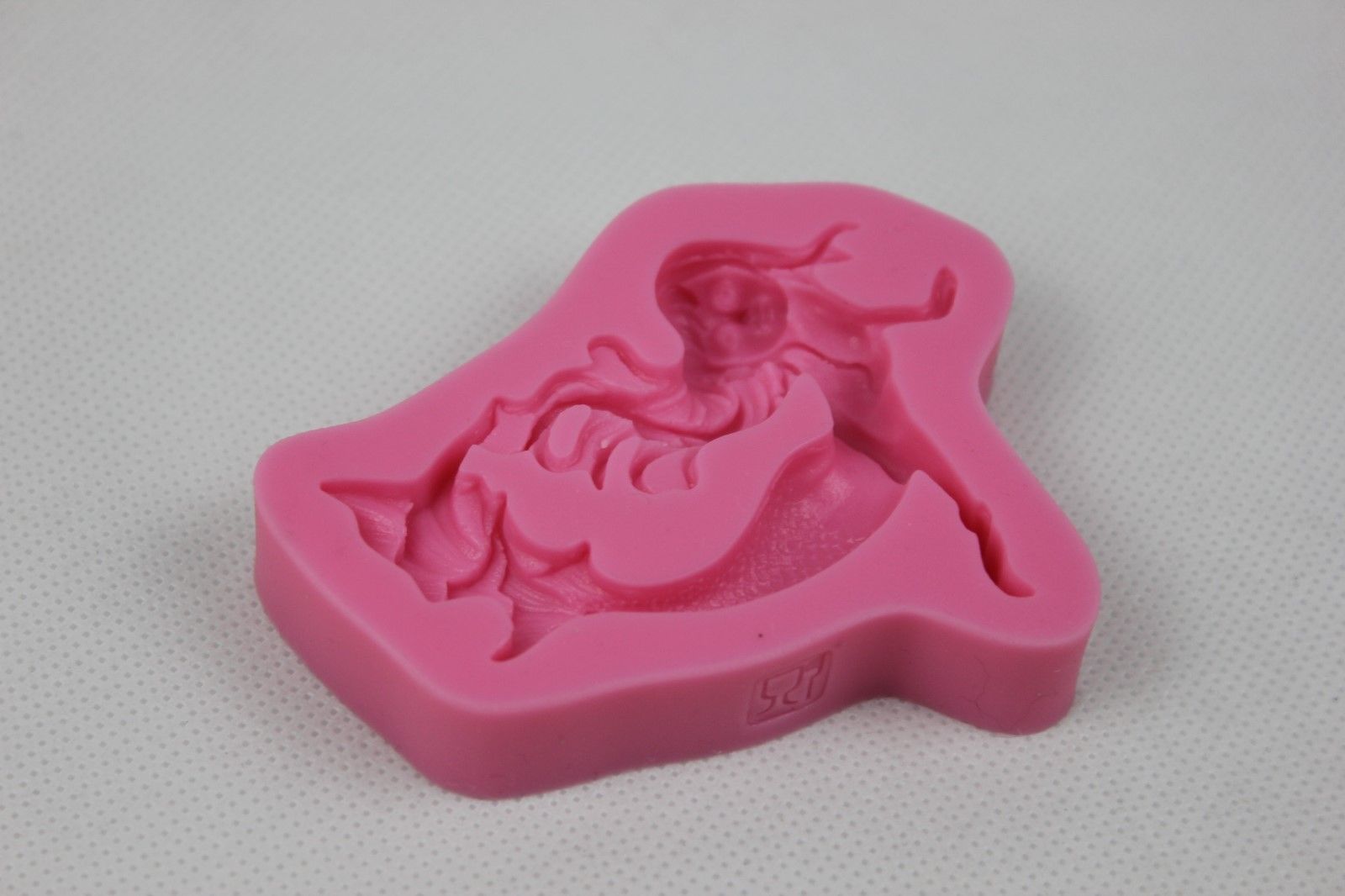 attachment-https://www.cupcakeaddicts.co.uk/wp-content/uploads/imported/3/Mermaid-Silicone-Mould-Fairy-Cup-Cake-Icing-Baking-Decorating-Birthday-Toppers-323163245923-2.jpg
