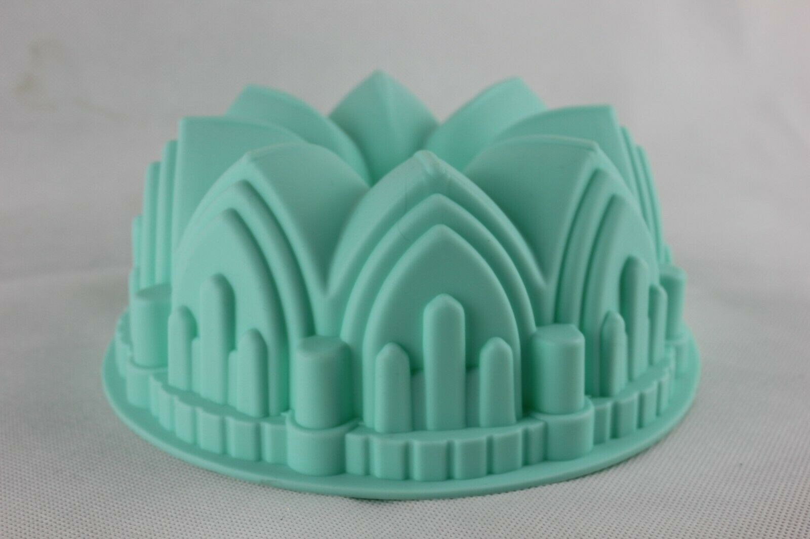 attachment-https://www.cupcakeaddicts.co.uk/wp-content/uploads/imported/6/Crown-Bunt-Gothic-Spiral-Shape-Silicone-Cake-Baking-Mould-Pan-Nonstick-Bakeware-324351990626-2.jpg