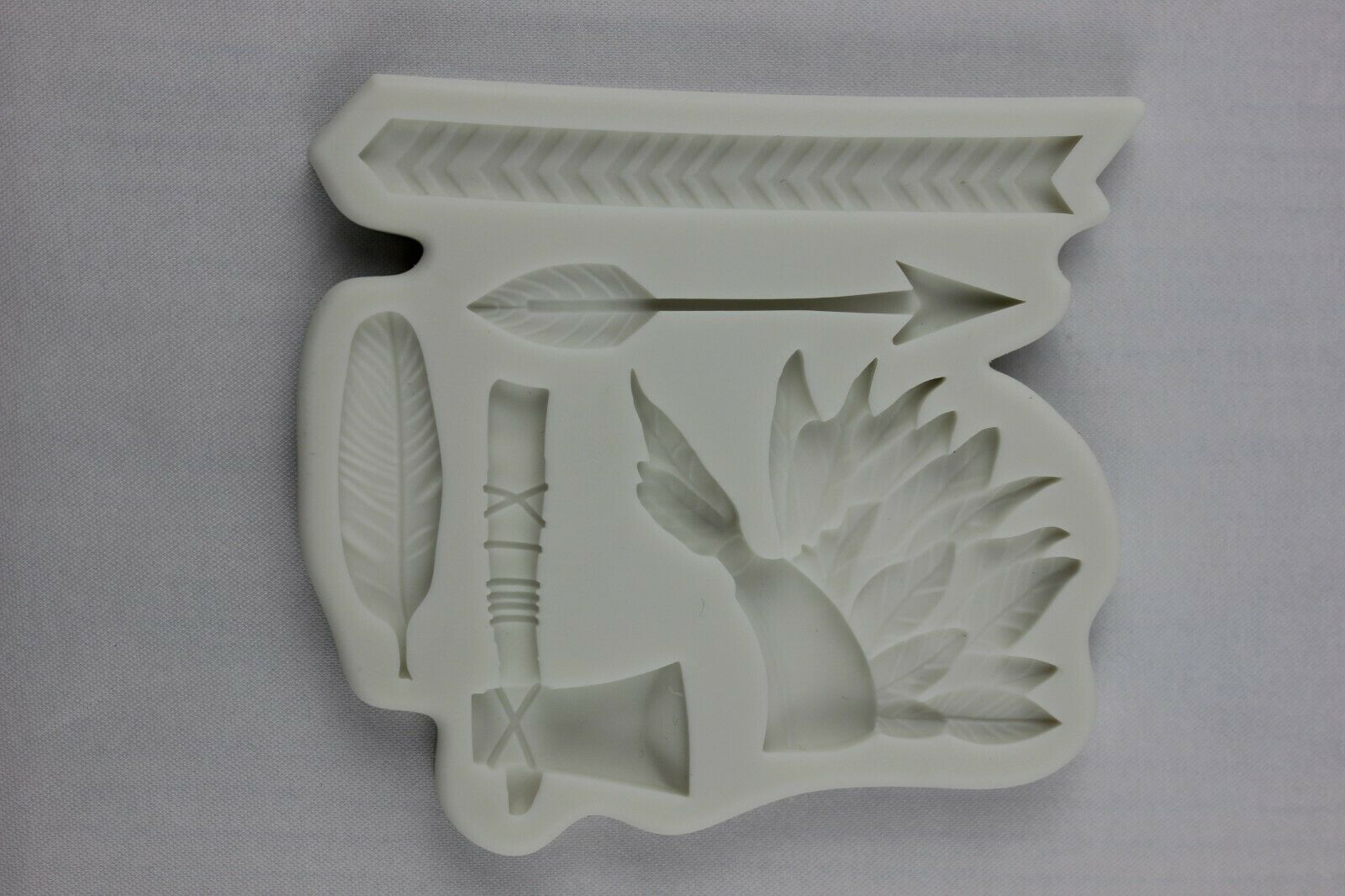 attachment-https://www.cupcakeaddicts.co.uk/wp-content/uploads/imported/6/Native-American-Western-Red-Indians-Fondant-Silicone-Mould-Sugarcraft-Cake-Decor-324646720946-3.jpg